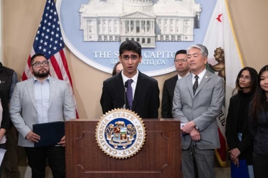 CA governmental press conference